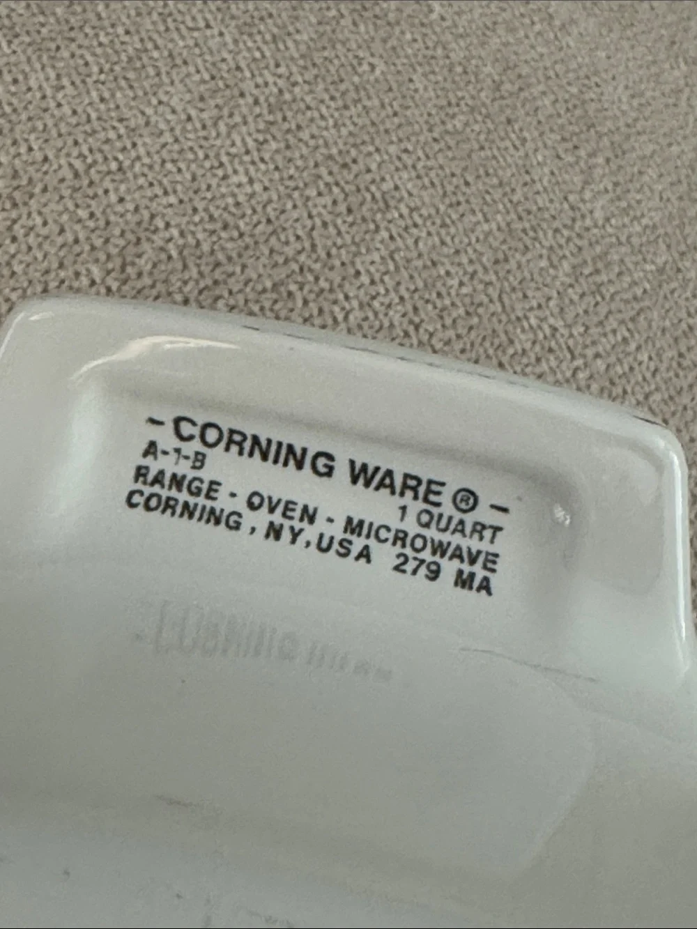 Vintage Corning Ware Wildflower 1-quart casserole dish with Lid